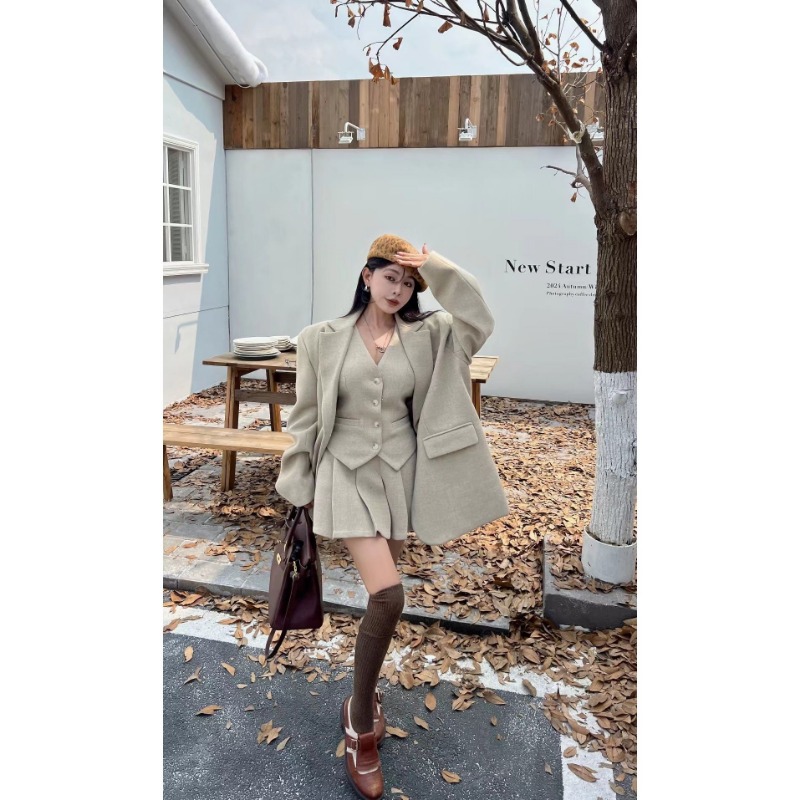 Shpmishal: Элитный осенний мод – обзор и цена Winter Clothing For Sale